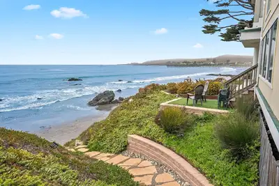 Image de Enchanting Oceanfront Cayucos Duplex with Stunning Ocean Views!
