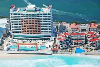 Image de Beach Palace - Cancun - Palace Elite Membership – All Inclusive!