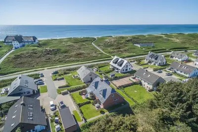 Image de Am Sandwall Ostseite - House close to the beach for 4 persons with sauna, terrace, garden,