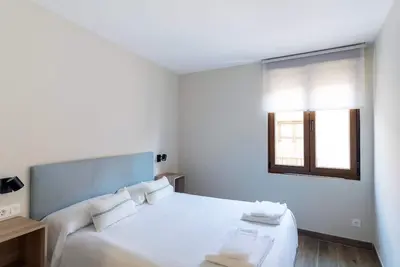 Housing León Azabachería 2b