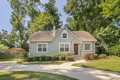 Image de Park Street Dream in Downtown Northport, 2. 5 miles from U of A Stadium