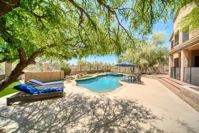 Half Acre Quiet Oasis w/pool/Spa/putting green, 20 Min to Kierland Commons