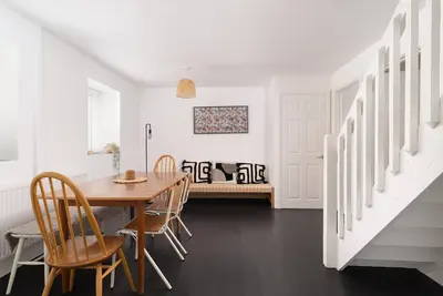 Image de Puffin - stylish dog friendly barn conversion near Sennen & Gwenver beaches