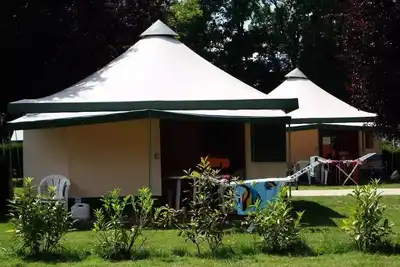 Bungalow WCed Standard 25 m2 (2 Schlafzimmer) - überdachte Terrasse 5 Personen