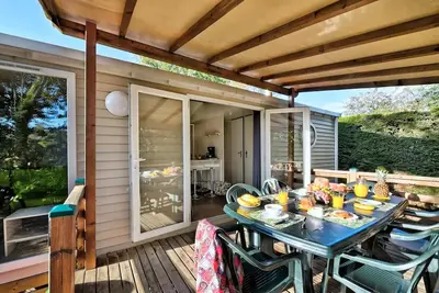 Image de Mobil home Confort 29 m² (2 chambres) + terrasse couverte + Tv 6 personnes
