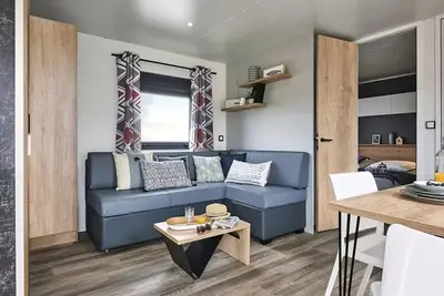 Image de Mobil home Premium 32m² - 2 chambres + terrasse semi-couverte 17m² + Tv 4 personnes