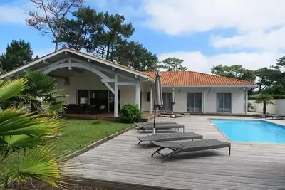 Image de 57 Mésanges - Agréable villa spacieuse avec piscine