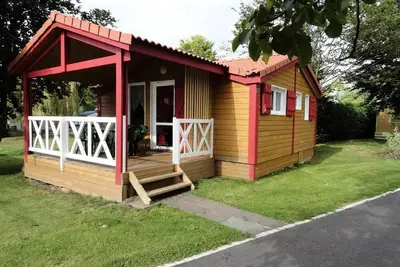 Image de Chalet Confort 35 m² (2 chambres) + terrasse couverte 6 personnes