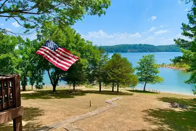 Image de Beaver Lake Waterfront