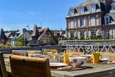 Image de L'Élégance de Deauville, Très bel appartement 6p