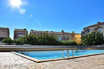 Image de In der Residenz mit Pool, schließen Sie alle Annehmlichkeiten
