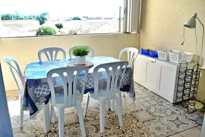 Image de Appartement entièrement rénové dans petite résidence