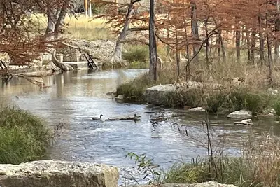 Image de Peaceful River Cabin #1- Paradise River Bend