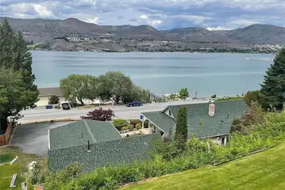 Image de Beautiful views of Lake Chelan, scenic getaway close to downtown and Slidewaters