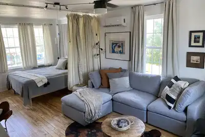 Image de Oma's House on Orange  (Pet Friendly)