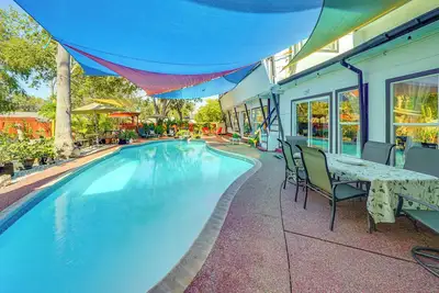 Image de Spacious Group Retreat: 15 Mi to Dtwn San Antonio!