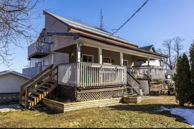 Image de Fantastic Lake Views and Gorgeous Sunsets All year round