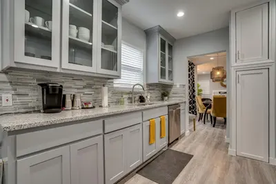 Image de Stylish Bungalow near Bishop Art by RelaxSTR