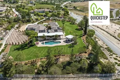 Image de Hacienda-In center of Temecula Wine Country