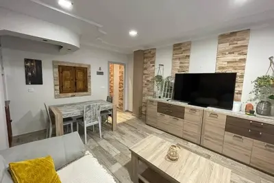 Beautiful and renovated apartment near the beach