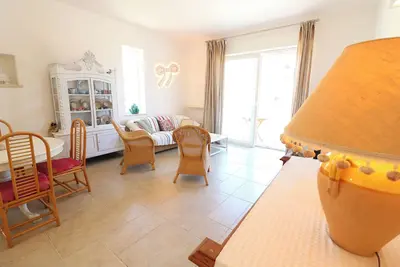 Image de Appartement \"Casa Paola Otranto\" avec vue sur la mer, balcon et climatisation.