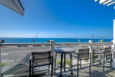 Image de Oceanfront, Rooftop Deck & Fireplace, Bbq, Parking