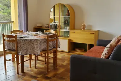 Image de Entre Mer et Clape - Deux Chambres Appartement, Couchages 4