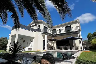 Image de Andernos Les Bains, La Villa Des Trois Pins