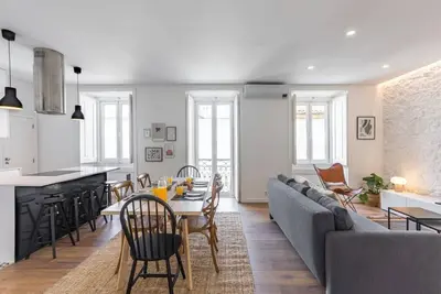 Junqueira · Trendy T. M Apartament by the River