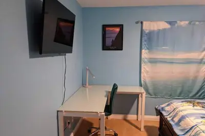 Image de Private room for rent in Oceanside resort near beach, pier