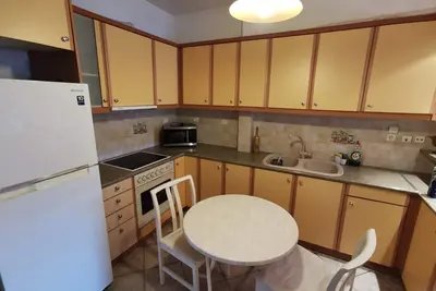 Image de A lovely ground floor apartment with a backyard patio