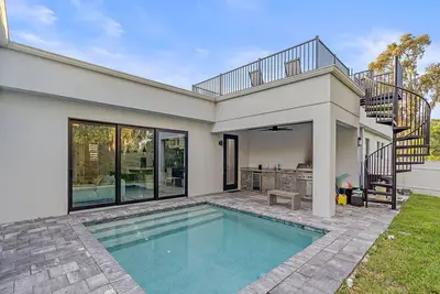 Image de Sea Gem | Waterfront Oasis w/ Pool, Dock + Paddle/Kayaks