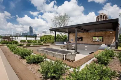 Image de Buckhead 1 bedroom condo