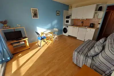 Image de Studio Cabine 4 couchages vue port Crouesty à louer pour les vacances