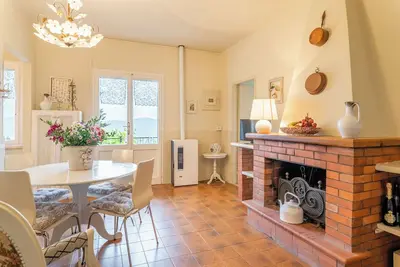 Image de Appartement Acero Montano avec vue sur les montagnes, terrasse et Wi-Fi