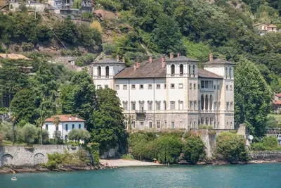 Image de Appartement \"Casa Stefy\" près du lac avec Wi-Fi