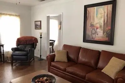 Image de Cozy Country Farm House in North Keller