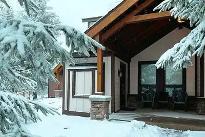 Image de Treetop 16 - Snowshoe, Short walk to The Village!