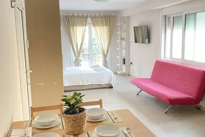 Seaside one-bedroom on Chalkis