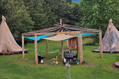 Image de TeePee Village, Valley of the Cherokee National Forest, Ocoee Hiwassee River