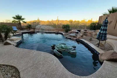 Image de Desert Cactus Views w/ pool, spa, and pool table! Relax & Entertain