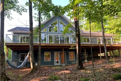 Image de Shabbotts Bay Retreat on Wahwashkesh Lake