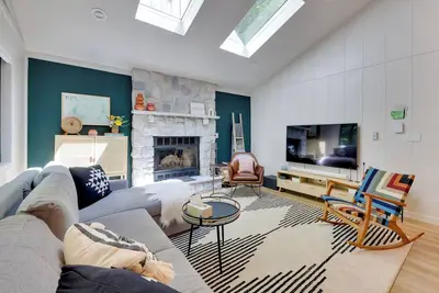 Image de 'Sweetfern' Gouldsboro Cabin: Deck + Lake Access