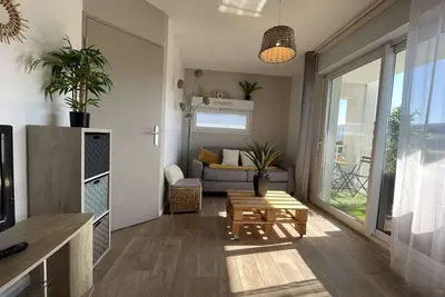 Image de \"Appartement T1 Bis à La Rochelle - Proche Plage, Sécurisé, Tout Confort, 4 Couchages\"