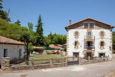 Image de Belle maison à Bárcena de Ebro
