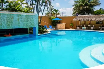 Image de 2bd/2bt guest-friendly condo with pool in central Cabarete, steps from beach