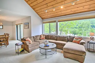 Image de Cozy Lincoln Condo ~ 1 Mi to Loon Mountain!