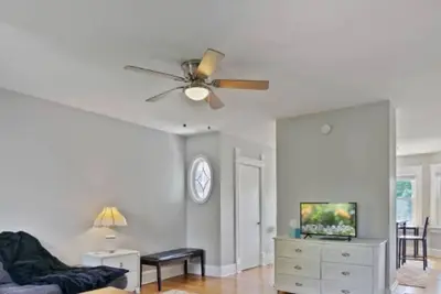 Image de Housepitality - The Franklinton Crown - Location