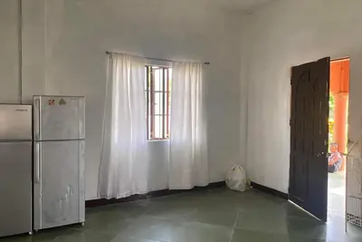 Image de Currently Unavailable. . . . Gated, private estate with gardens