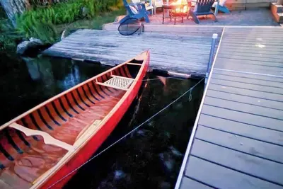 Image de Lakefront * Hot Tub * Canoes * Game Room * Wood Fp